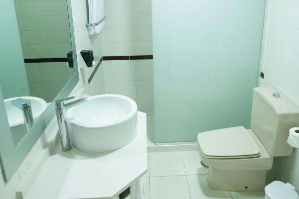 Baño Apartamentos Coral Compostela Beach Playa de las Américas Baño Apartamentos Coral Compostela Beach Playa de las Américas