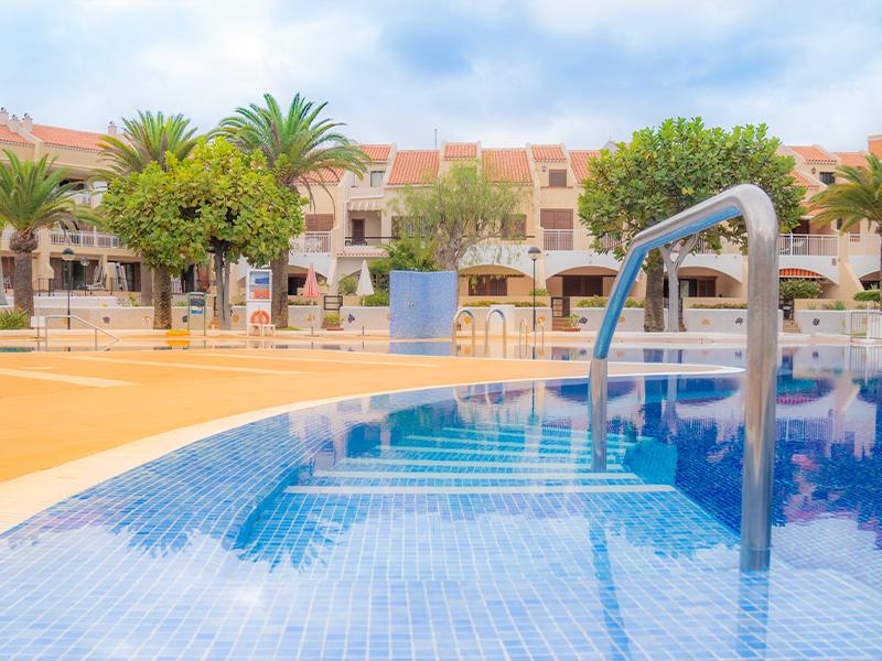 Piscina exterior Apartamentos Coral Compostela Beach Playa de las Américas Piscina exterior Apartamentos Coral Compostela Beach Playa de las Américas