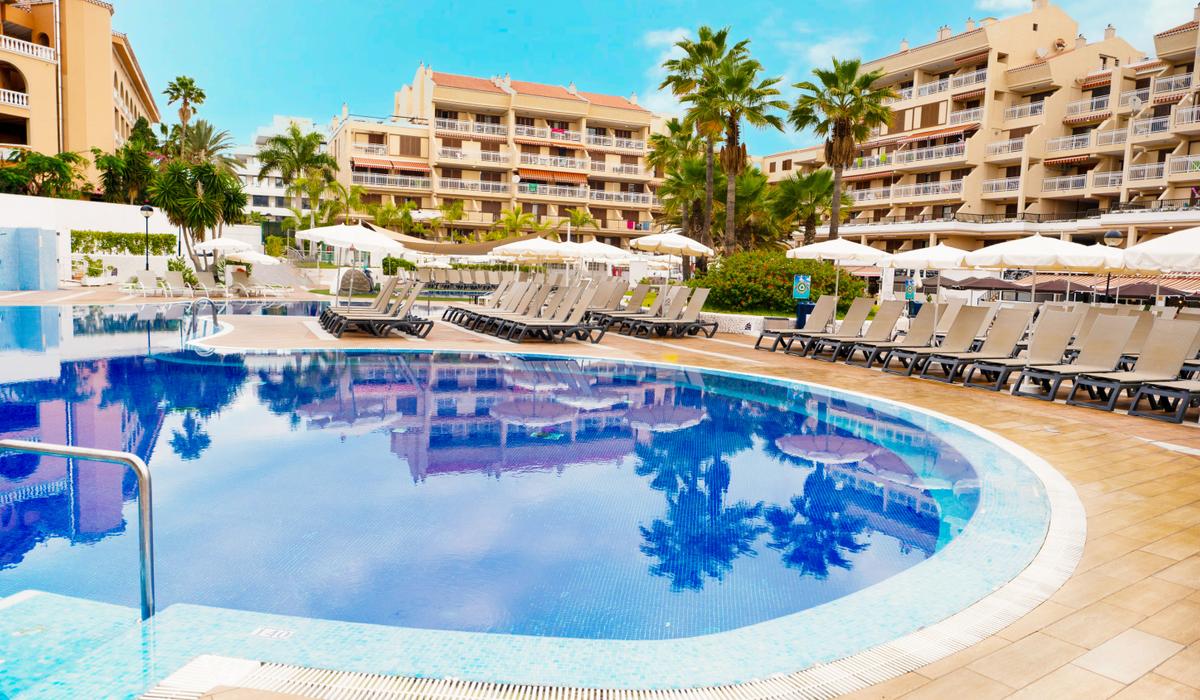 Piscina Apartamentos Coral Compostela Beach Playa de las Américas Piscina Apartamentos Coral Compostela Beach Playa de las Américas