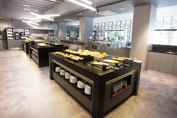 Restaurante Hotel Coral Suites & Spa Playa de las Américas Restaurante Hotel Coral Suites & Spa Playa de las Américas