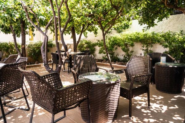 Terraza Apartamentos Coral California Playa de las Américas Terraza Apartamentos Coral California Playa de las Américas