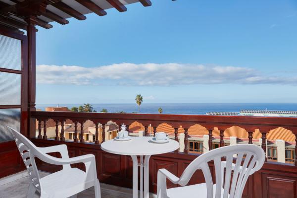 Terraza Apartamentos Coral Teide Mar Puerto de la Cruz Terraza Apartamentos Coral Teide Mar Puerto de la Cruz